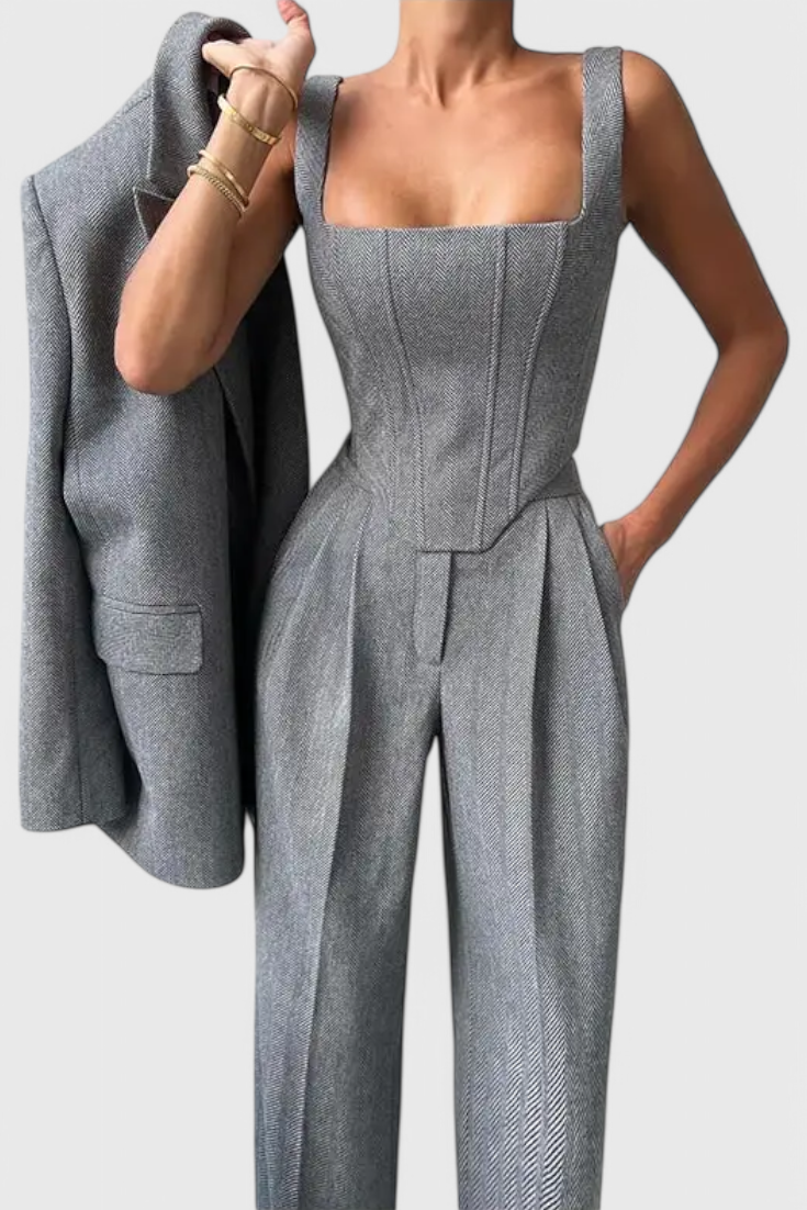 Conjunto Evena con pantalones: elegancia garantizada