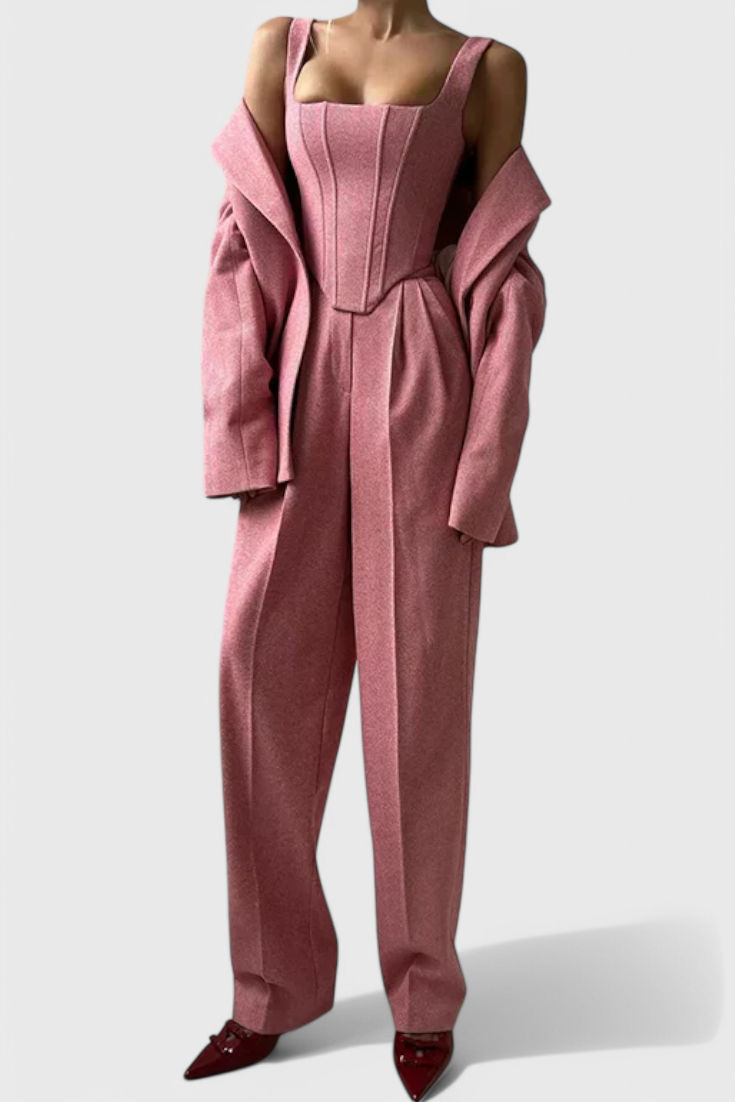 Conjunto Evena con pantalones: elegancia garantizada